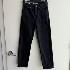 Levi's Black Women's Wedgie Straight Leg Jeans - W23 L26